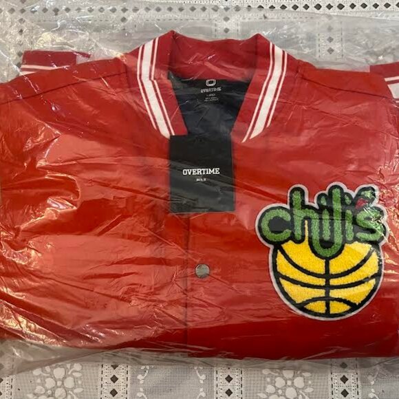 NEW LIMITED EDITION Chili’s Triple Dipper x Overtime Varsity JacketLARGE